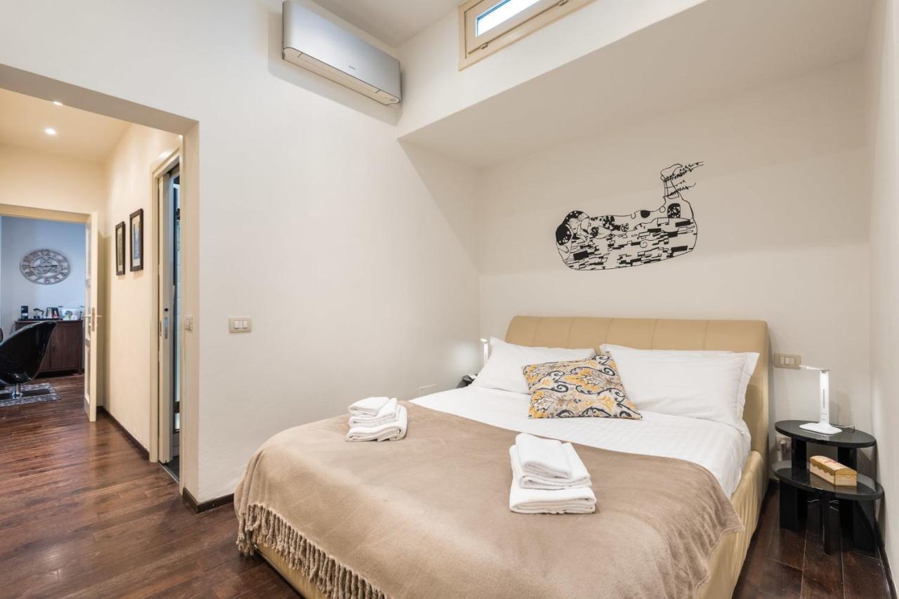 Art Gallery Apartment In Florence - Hosted By Sweetstay Buitenkant foto
