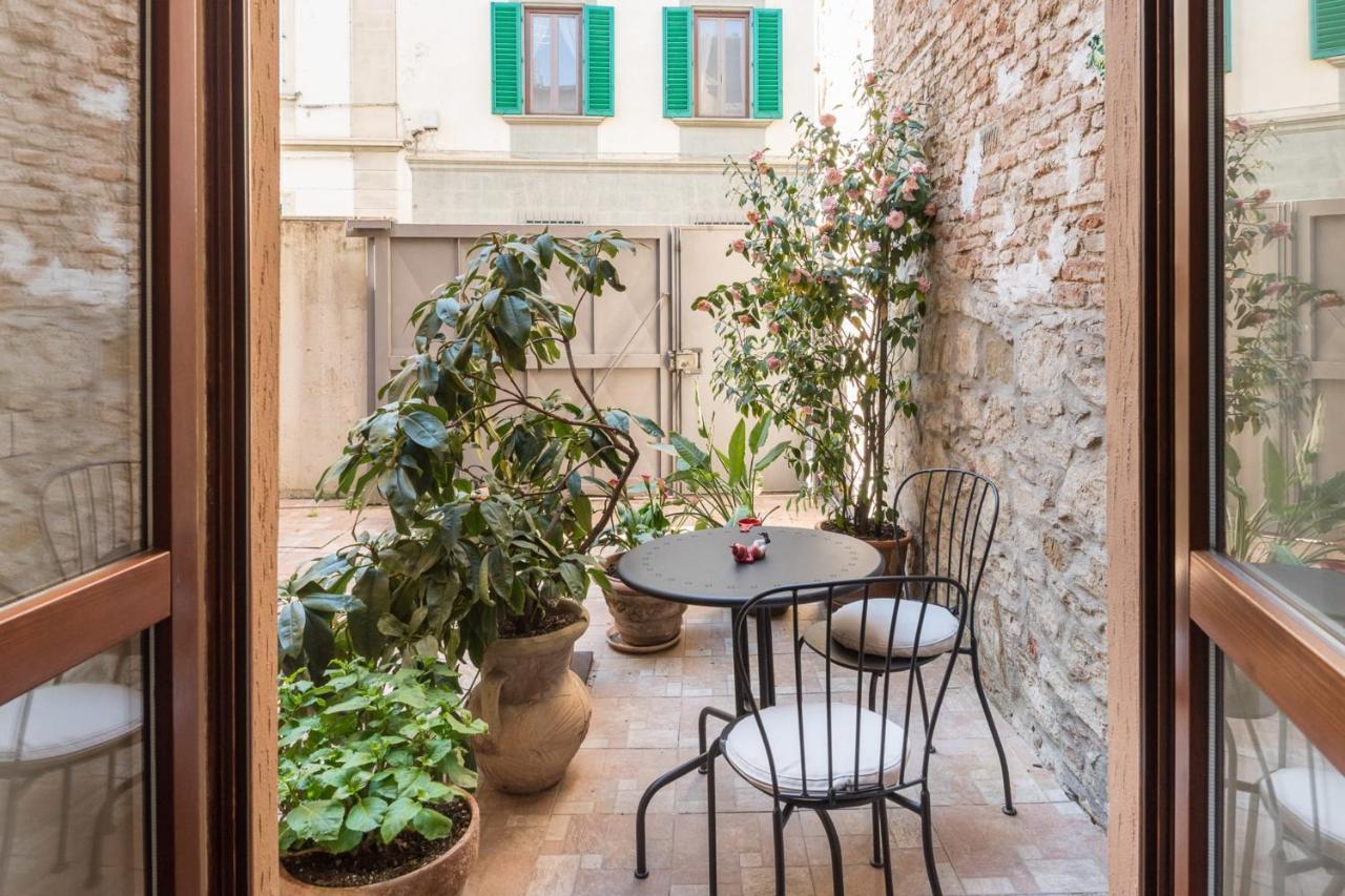 Art Gallery Apartment In Florence - Hosted By Sweetstay Buitenkant foto