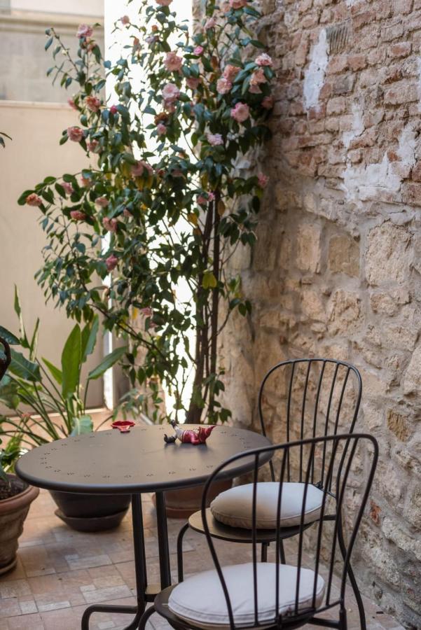 Art Gallery Apartment In Florence - Hosted By Sweetstay Buitenkant foto